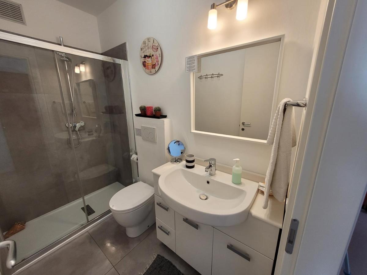 Rosato 2 Sea View Apartment Lignano Sabbiadoro Dış mekan fotoğraf