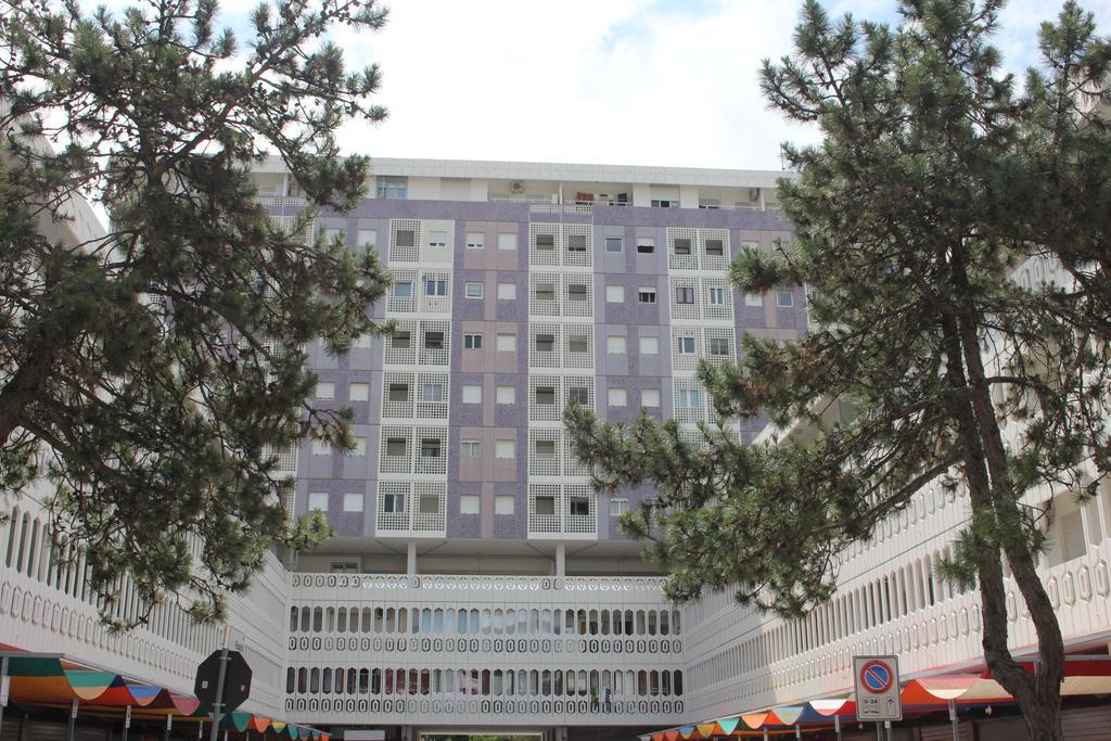 Rosato 2 Sea View Apartment Lignano Sabbiadoro Dış mekan fotoğraf